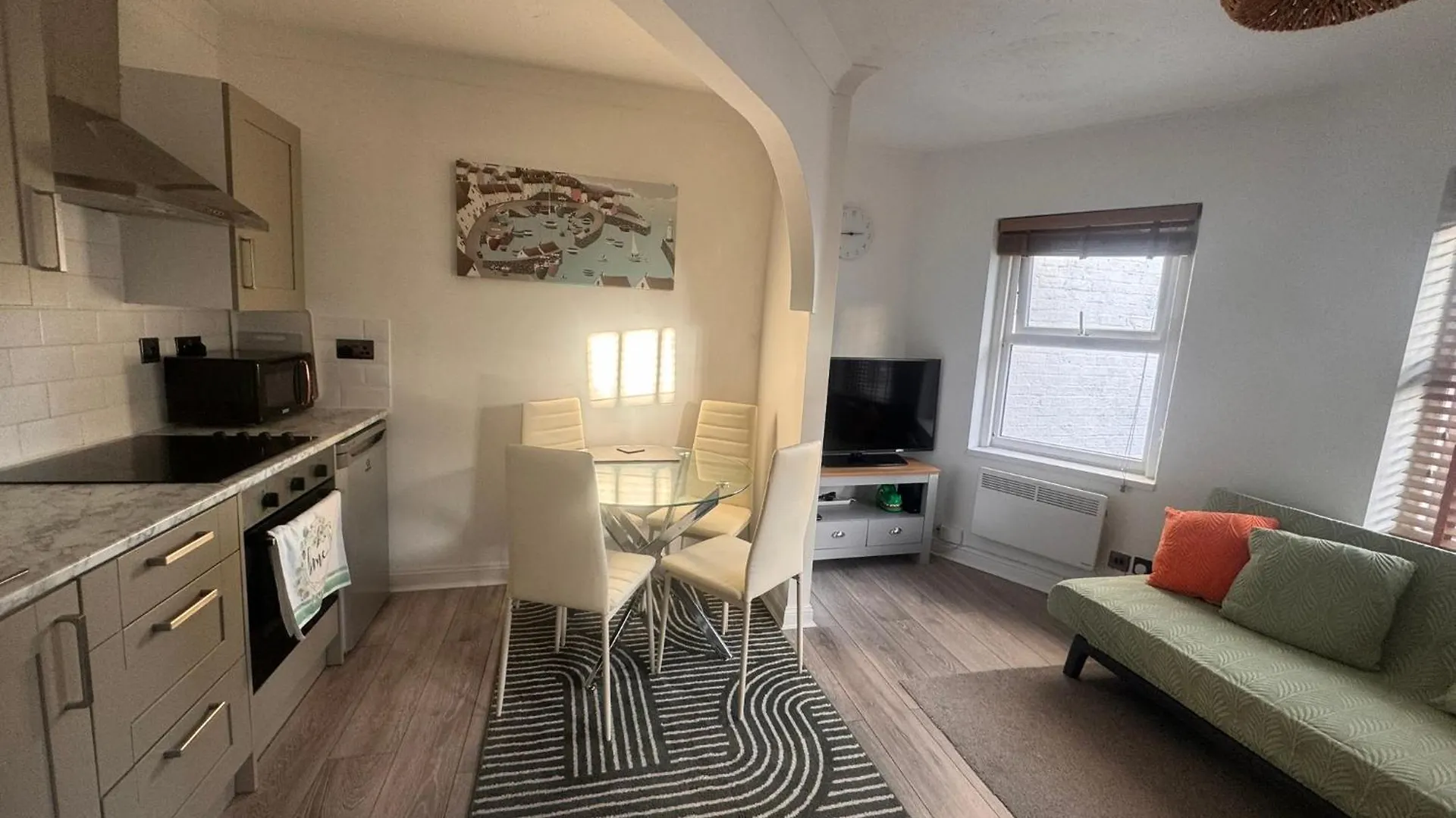Purbeck Inn Entire Apartment In Bournemouth Town Centre 0*,  Wielka Brytania